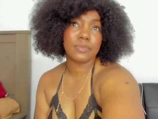 le modèle reginabans est en webcam porno dans un show sur le site camsoda, il possède les tags suivants: anal,natural,twerk,toys,thick,tattoos,squirter,shaved-pussy,sexy,ride-torso,ass,no smoking,nature,pussy,naked,dildo or vibrator,asshole,lush,bondage,cum