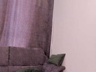CharlaDemeo live cam preview