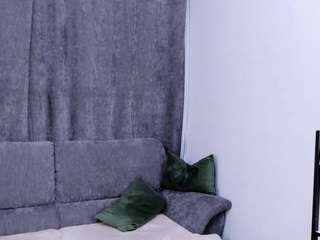 CharlaDemeo live cam preview