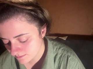 NedaGaunce live cam preview