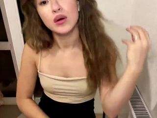 LeonorLangsam live cam preview