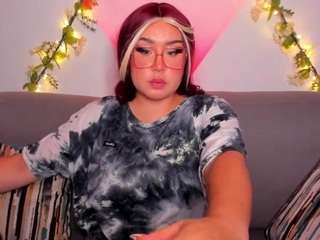 valyi live cam preview