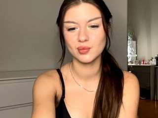 herminaestrella webcam CamSoda model stream image