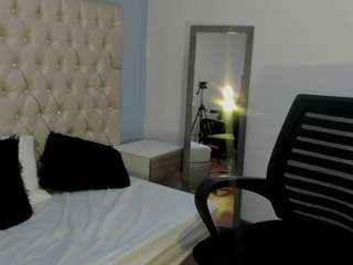 sofiavelvet1 live cam preview