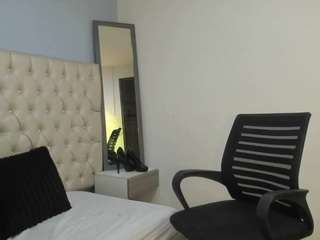 sofiavelvet1 live cam preview