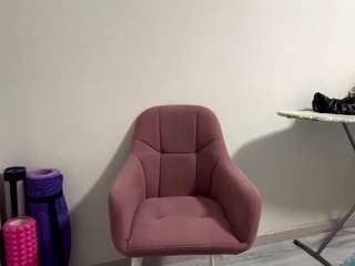 Kiki live cam preview