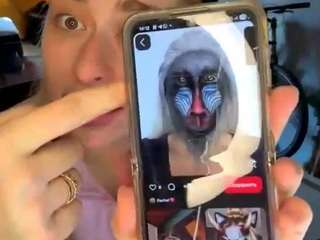 MitziMasino live cam preview