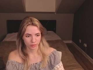 vivienn-rose's live room