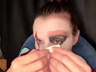 DeeannVrazel