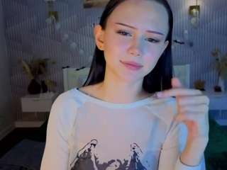 Mariana-Weiss4