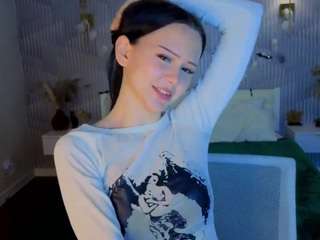 Mariana-Weiss4