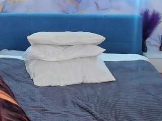 Mariana-Weiss4 live cam preview