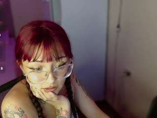 cosplayazuna live cam preview