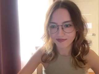 AJ live cam preview