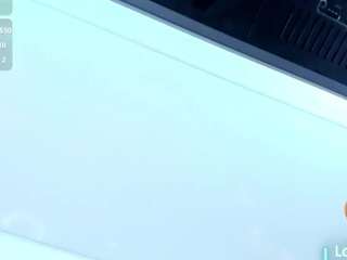 Scarlett-Lions