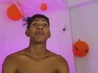 skiper-monsteercock1