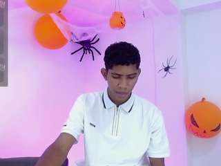 skiper-monsteercock1
