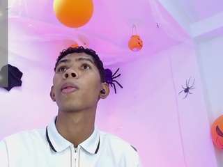 skiper-monsteercock1