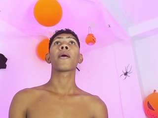 skiper-monsteercock1