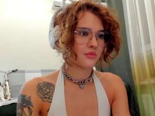 CaroleBorello live cam preview