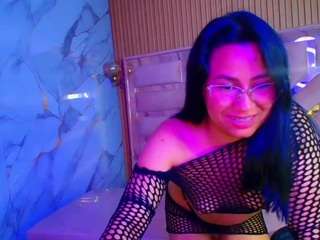 Valentina-r1 live cam preview