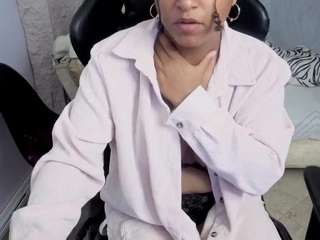 zaya-b Live Webcam on CamSoda