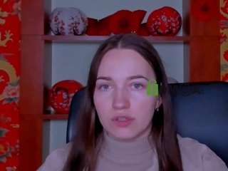 daisy-charm live cam preview