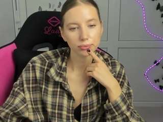 HoneyNikki