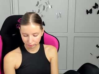 HoneyNikki