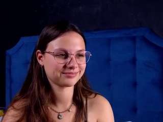 MayaJardino live cam preview