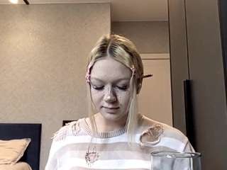 Barbarmilak's cam show statistics and live stream