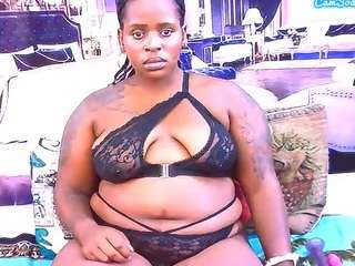 EbonyNakedQueen