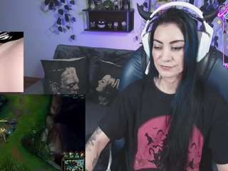 maturegamer live cam preview