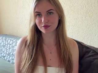 Elise live cam preview