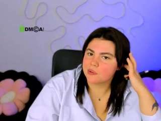 alma-lucky