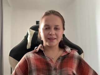 rhebalubawy's live room