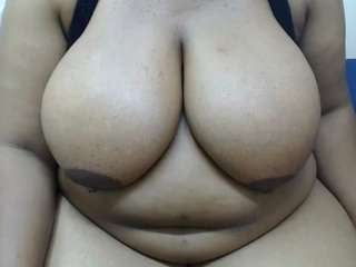curvylolaxx
