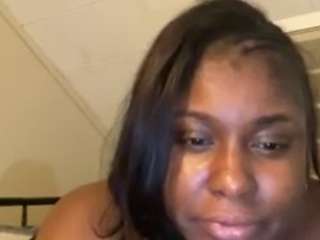 lickablelala23