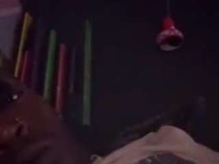 BroInStreetEverythingInSheets live cam preview