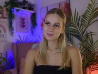 BritneyDee live cam preview