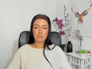 LauraCharm