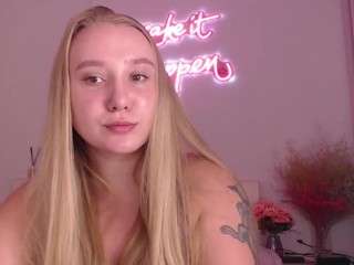 honeyblondy