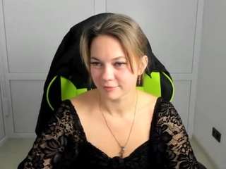elliecloudie