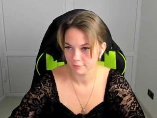 elliecloudie
