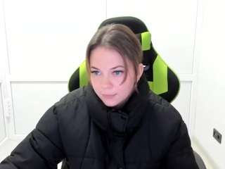 elliecloudie's live room
