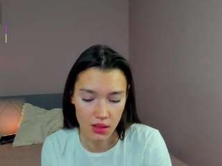tease-me-giaa