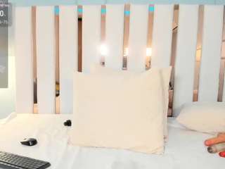 le modèle alana-glow est en webcam porno dans un show sur le site camsoda, il possède les tags suivants: anal,sexting,deepthroat,dildo or vibrator,fingering,full nudity,genital piercings,green eyes,tattoos,no drinking,no smoking,skinny,sex toys,small tits,lovense,petite,blonde hair,hd,toys