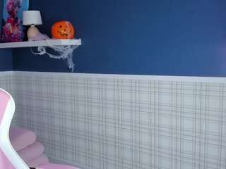Alic-Taylor live cam preview