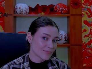 charlote-glam