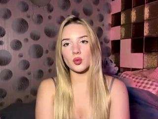 maryjanenailer Live Webcam on CamSoda